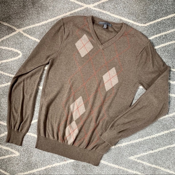 Old Navy Brown Argyle V-neck Sweater - Picture 1 of 4